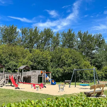 Haus-usedom-2d * Nienhagen (Mecklenburg-Vorpommern)